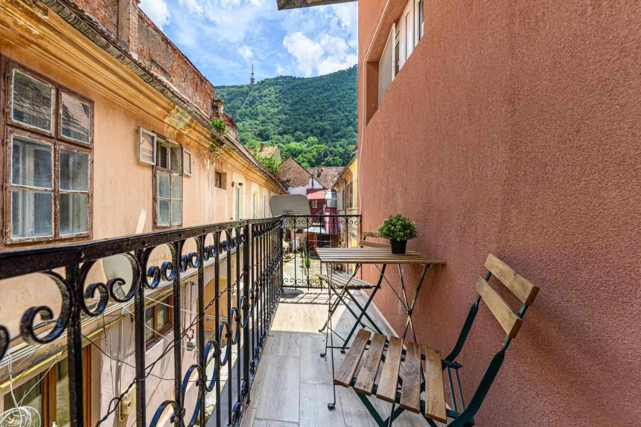 Schei Gate Apartment Braşov Extérieur photo