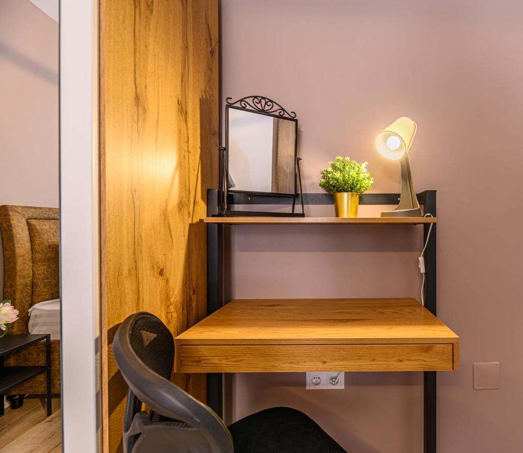 Schei Gate Apartment Braşov Extérieur photo